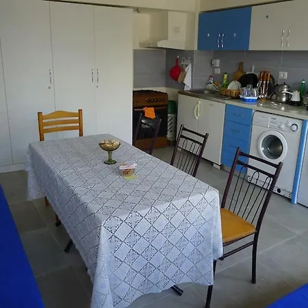 House - Bedroom For 5 People - 1st Floor - A * Velipojë