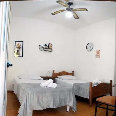 House - Bedroom For 5 People - 1st Floor - A Velipojë