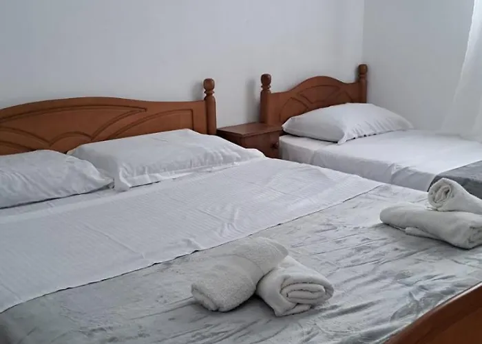 House - Bedroom For 5 People - 1st Floor - A