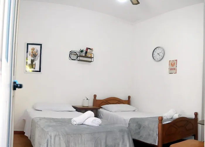 House - Bedroom For 5 People - 1st Floor - A Velipojë