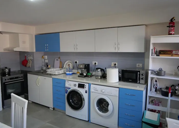 House - Bedroom For 5 People - 1st Floor - A Σπίτι διακοπών Velipojë