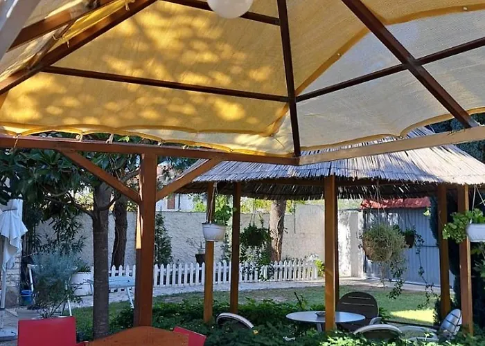 House - Bedroom For 5 People - 1st Floor - A * Velipojë